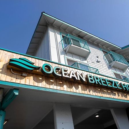 Oyo Ocean Breeze Hotel At 林肯市 外观 照片